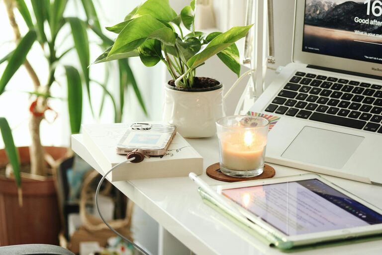 Consejos para crear un espacio de trabajo en casa cómodo y productivo